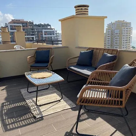 Com Terraco E Vistas * Portimão